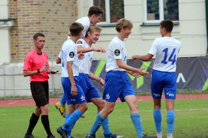 ЮФЛ-Сибирь. Команды «Академии «Динамо» обыграли сверстников из кемеровского «Кузбасса-СШОР» с одинаковым счётом - 6:0 (ФОТО)