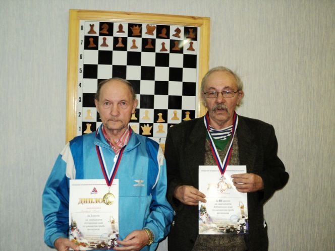 Первым чемпионом Алтайского края по шахматам среди ветеранов стал барнаульский кандидат в мастера спорта Юрий Разговоров.