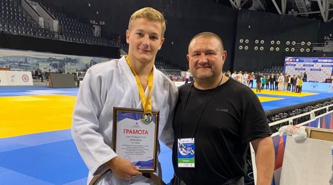 Антон Серов победитель, Лада Изместьева - бронзовый призёр Мемориала Михеева в Красноярске  