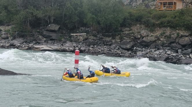 Команда «Алтай-22» стала серебряным призёром Кубка России на рафте-четвёрке