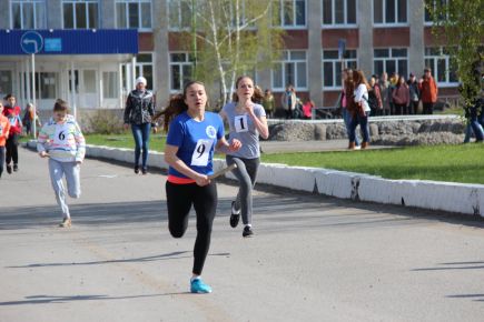 В Павловске состоялась пятидесятая легкоатлетическая эстафета на призы районной газеты "Новая жизнь" (фото).