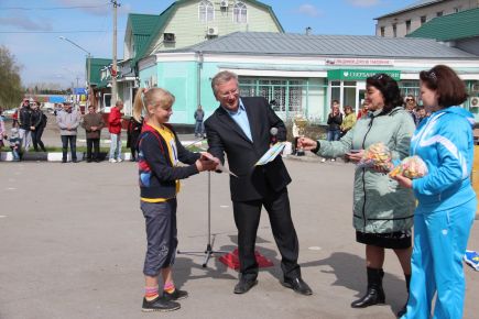 В Павловске состоялась пятидесятая легкоатлетическая эстафета на призы районной газеты "Новая жизнь" (фото).