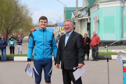 В Павловске состоялась пятидесятая легкоатлетическая эстафета на призы районной газеты "Новая жизнь" (фото).