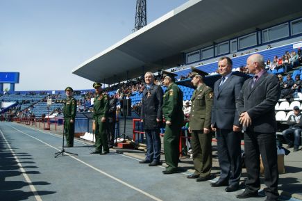 В Барнауле состоялись краевые соревнования среди граждан, подлежащих призыву на военную службу от муниципалитетов Алтайского края "День призывника" (фото). 