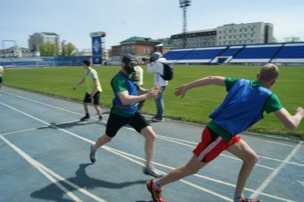В Барнауле состоялись краевые соревнования среди граждан, подлежащих призыву на военную службу от муниципалитетов Алтайского края "День призывника" (фото). 