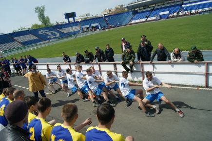 В Барнауле состоялись краевые соревнования среди граждан, подлежащих призыву на военную службу от муниципалитетов Алтайского края "День призывника" (фото). 