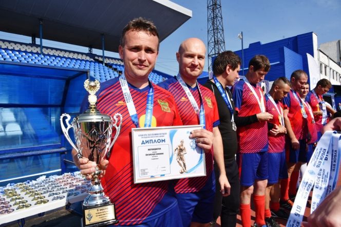 В краевой столице разыграли «Кубок ВТБ» среди органов государственной власти Алтайского края