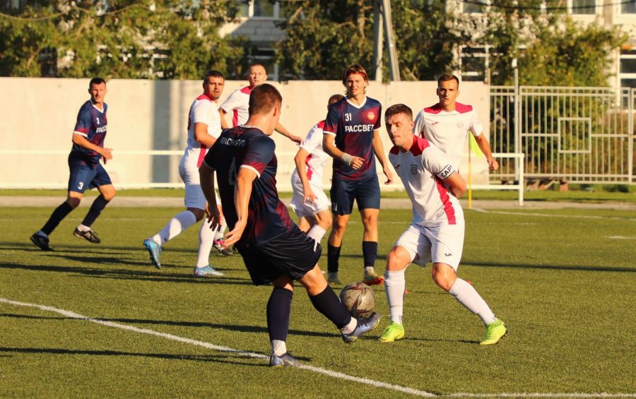 Путь к чемпионству длиной 30 лет. Как барнаульский «Полимер» переписал историю сибирского футбола  