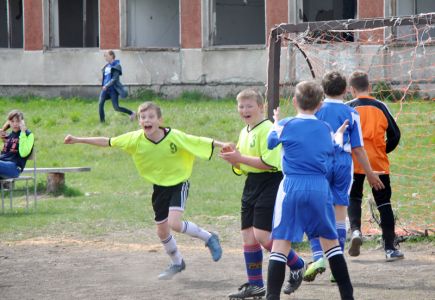 В селе Паутово Петропавловского района прошёл турнир по мини-футболу памяти ветерана Великой Отечественной войны Василия Семёновича Шалимова (фото).