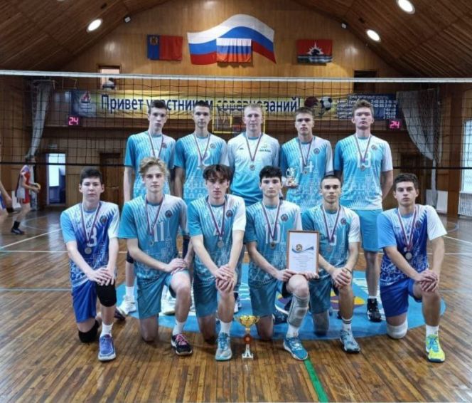 Команда юношей (U18) СШОР «Заря Алтая» завоевала серебро Мемориала Набойченко в Междуреченске