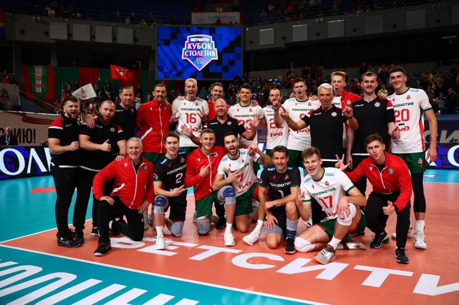 Фото: Максим Папакин