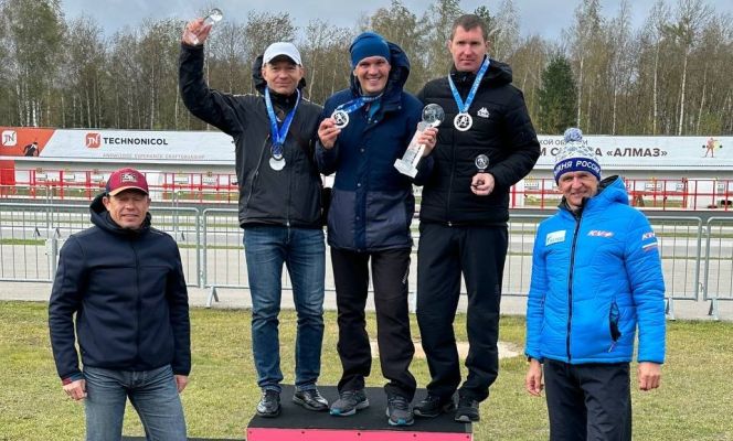 Хрустальные глобусы полетели в Барнаул. Иван Лыжин и Сергей Рыбин - победители общего зачёта Кубка России в категории «Мастерс» 