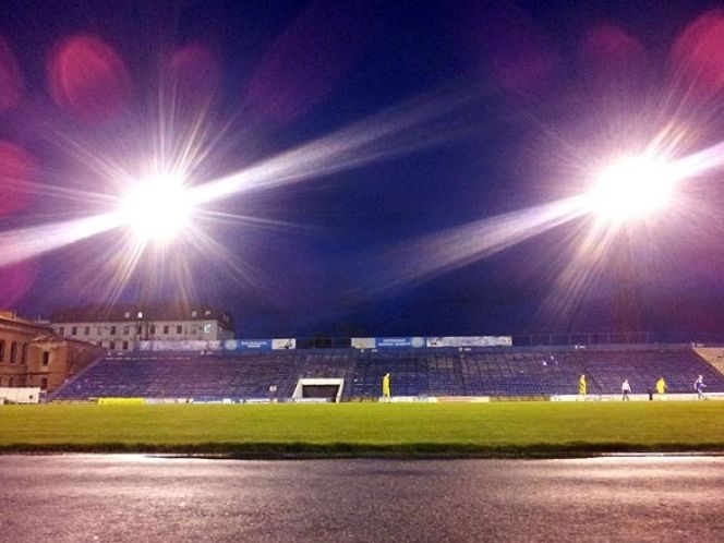 В Барнауле на стадионе «Динамо» началась реконструкция освещения