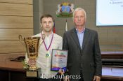 В мэрии Барнаула футболистов «Полимера» поздравили с победой в чемпионате Сибири 