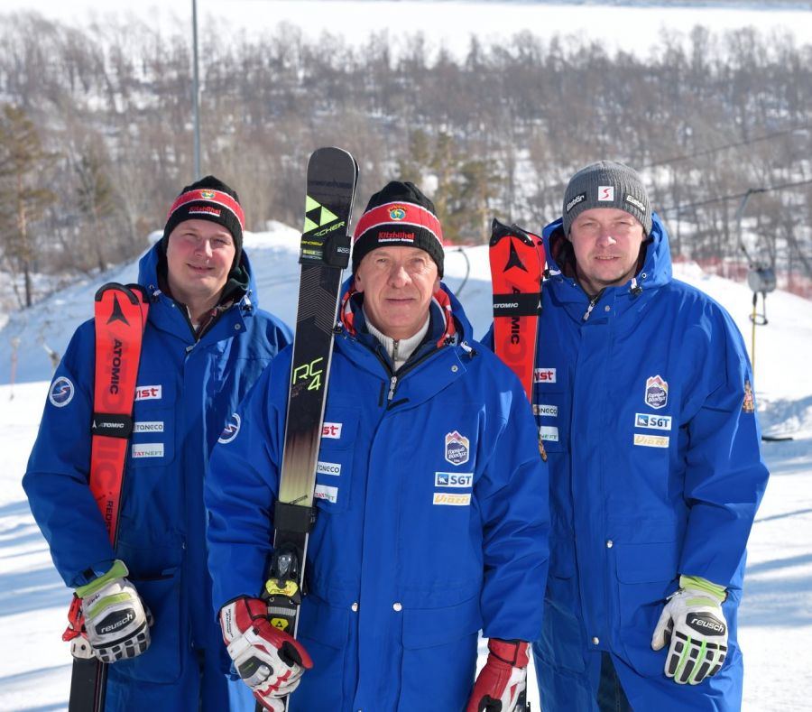 Слева направо: Вячеслав, Сергей и Евгений Кизиловы