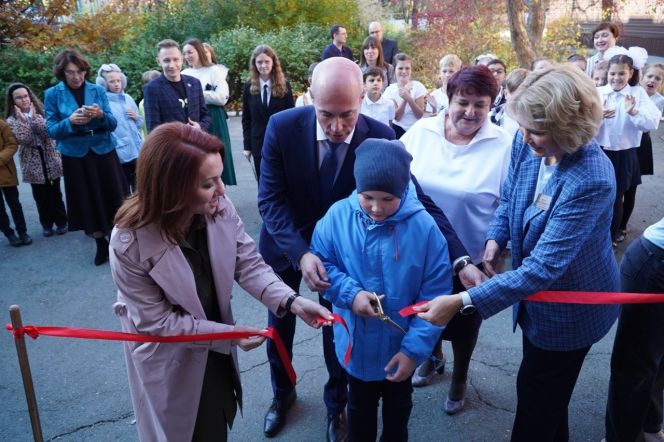 В барнаульской гимназии №69 появилась шахматная школа