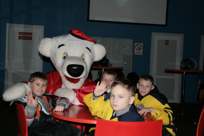 В СРК «Берёзка» прошёл традиционный краевой турнир «Снеговичок» среди юношей 2003-2004 годов рождения.