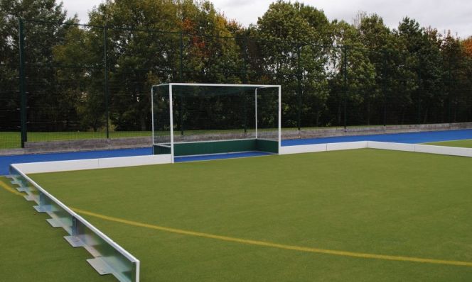 «Коммунальщик» уступил 3:4 «Востоку» и разгромил 13:3 «Сборную Ленинградской области»