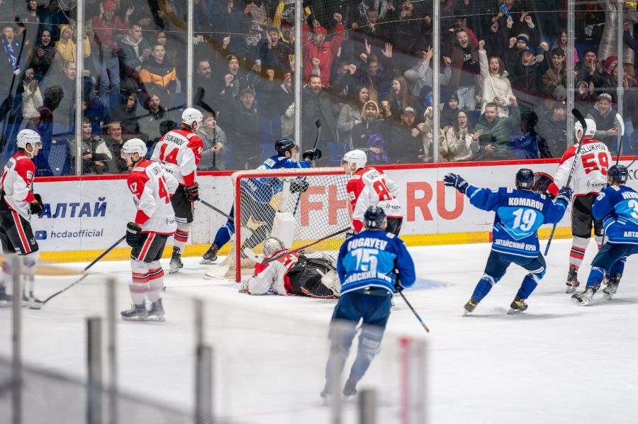 Фото: ХК "Динамо-Алтай"
