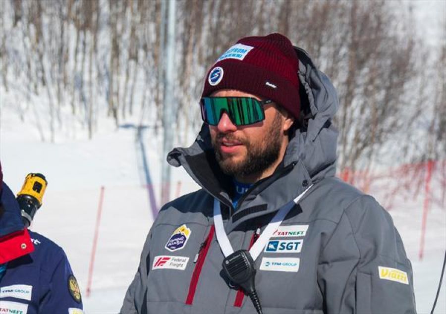 Роман Догадкин, старший тренер мужской сборной команды России. Фото: РФГС