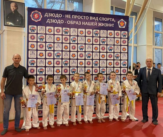  В Краевой спортивной школе олимпийского резерва состоялся турнир, посвящённый Дню тренера