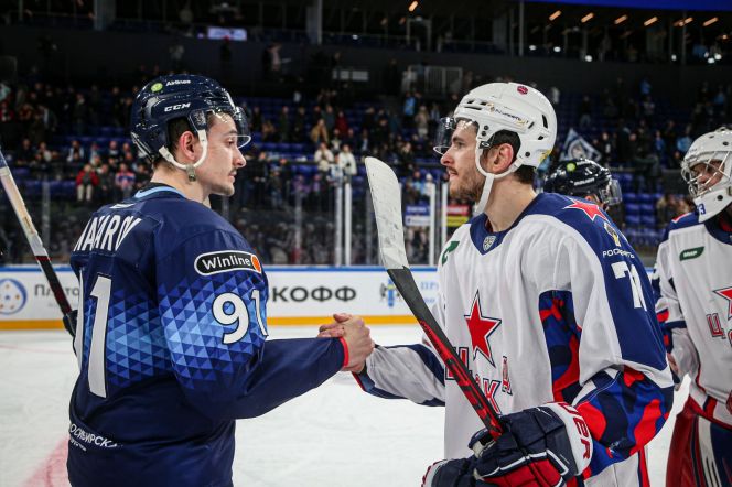 Гайдай и шайба. Как хоккейная "Сибирь" отметила день рождения 