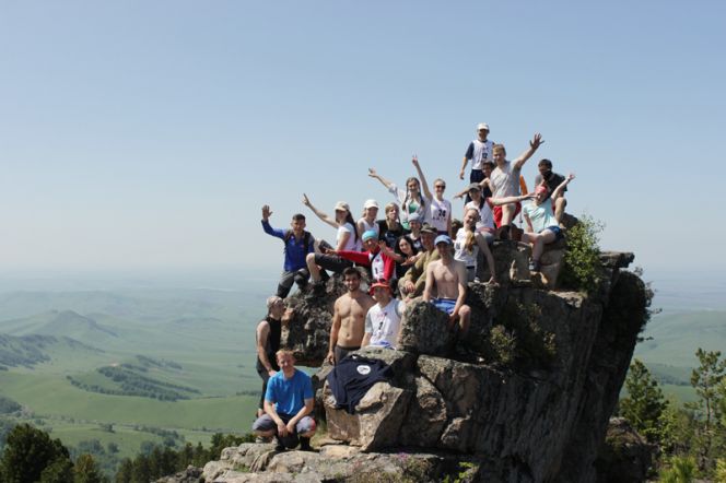В Алтайском крае впервые прошли соревнования по скайранингу «Бабырган Скайранинг 2016» (фото).