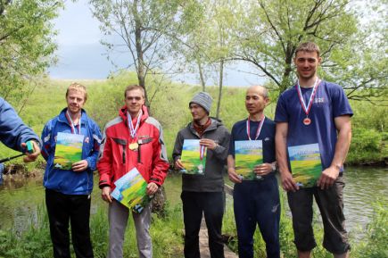 В Алтайском крае впервые прошли соревнования по скайранингу «Бабырган Скайранинг 2016» (фото).
