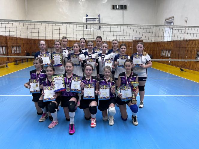 В Новоалтайске завершился финальный турнир волейболисток до 15 лет XLIII краевой Спартакиады спортшкол 