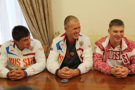 Андрей Крайтор выиграл чемпионат России в каноэ-одиночке на олимпийской дистанции 200 метров.