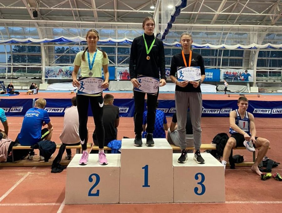 Алтайские легкоатлеты «зажгли» на турнире памяти Константина Климентьева в Томске