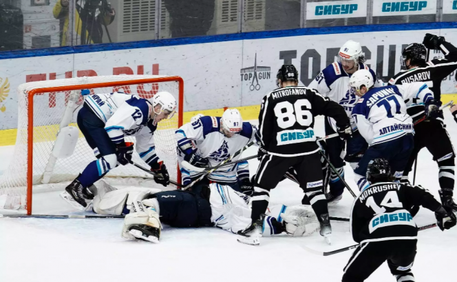 На те же грабли. «Динамо-Алтай» на выезде уступило тюменскому «Рубину» - 4:7