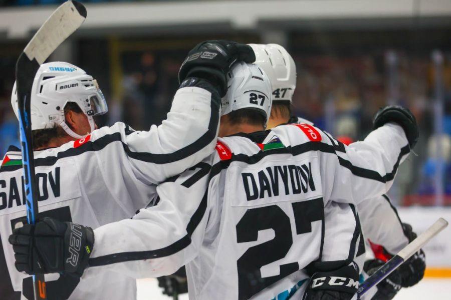 Разгром в битве новичков, без интриги в центральном матче. Обзор матчей ВХЛ