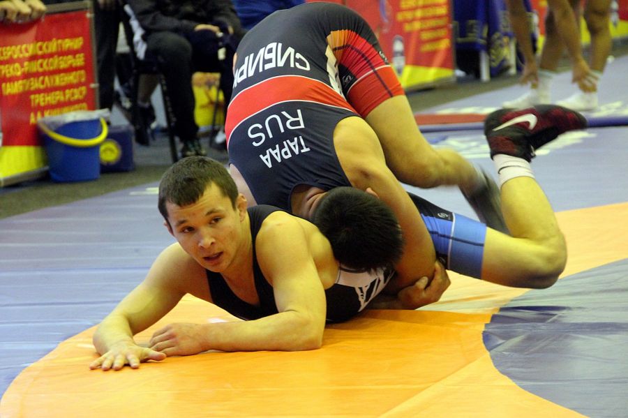 Алтайские борцы завоевали восемь медалей на Всероссийском турнире памяти Анатолия Кишицкого (фото)
