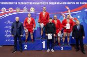 Более 20 медалей привезли алтайские борцы с чемпионата и первенства Сибири по самбо