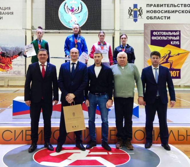 Победный удар Марии Третьяковой. Саблистка из Барнаула выиграла всероссийский турнир в Новосибирске