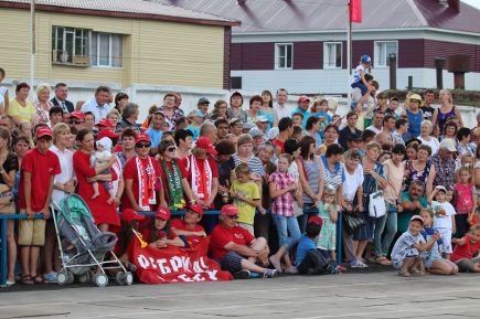 Большая спортивная семья