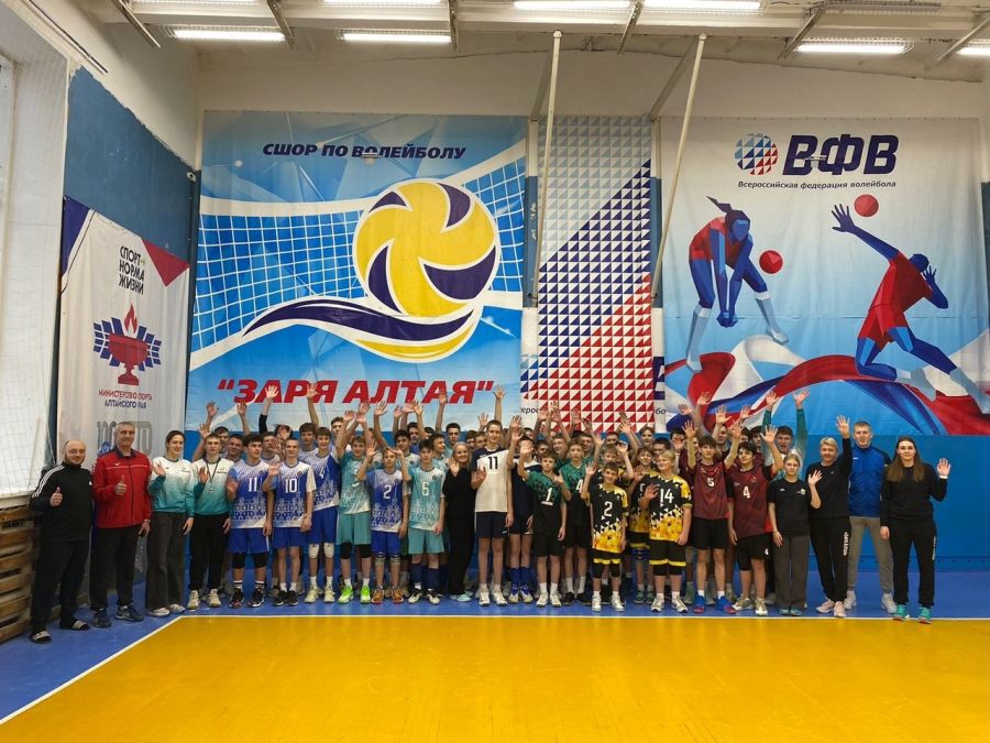 В память о волейболисте. В Барнауле завершился традиционный Мемориал Николая Казанцева 