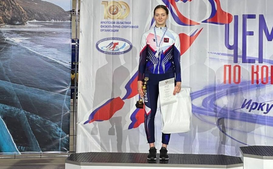 Алиса Беккер - серебряный призёр чемпионата России на дистанции 5000 метров 