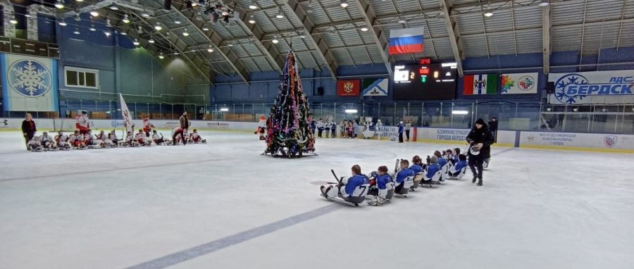 Детская команда по следж-хоккею «ВОИтели-Алтай»  приняла участие в первом выездном турнире