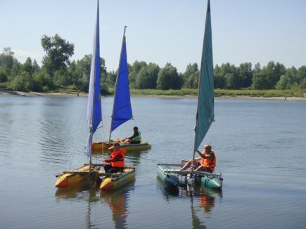 Алтайские спортсмены - победители чемпионата России и всероссийской регаты по парусному туризму.