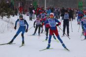 Бросай салат, вставай на лыжи! В Барнауле прошёл первый массовый старт года (фоторепортаж)