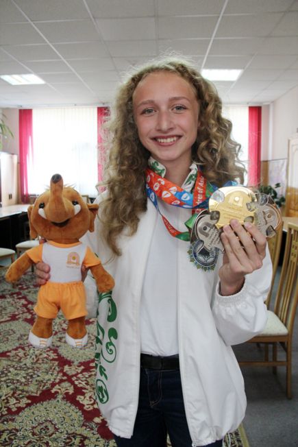 Заместитель губернатора Алтайского края Даниил Бессарабов встретился с победителями и призёрами VI Международных спортивных игр «Дети Азии» (фото).