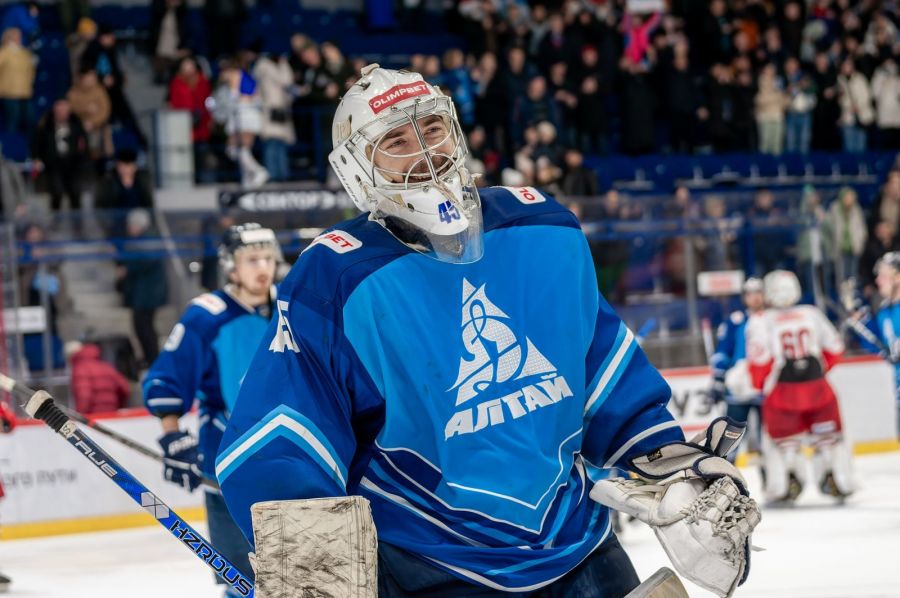 Динамовец Вадим Никитин является одним из лучших голкиперов сезона. Фото: ХКДА
