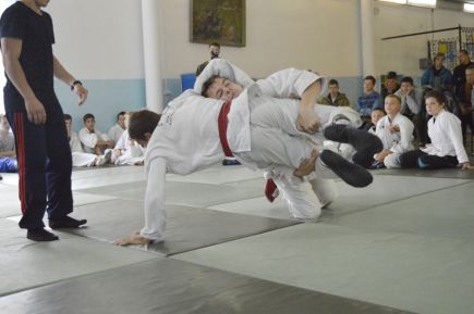 В Первомайском районе стартовал V краевой фестиваль детского спорта для курсантов военно-патриотических организаций.