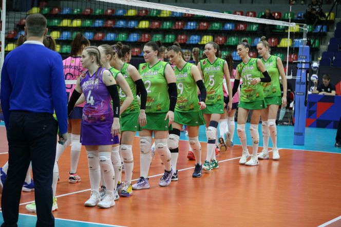 Видеотрансляция. 18 января. Хабаровск. Чемпионат России. Женщины. Высшая лига «Б». Зона «Сибирь». 4-й тур. «Алтай-АГАУ» (Барнаул) - «Локомотив-Ангара» (Иркутск)