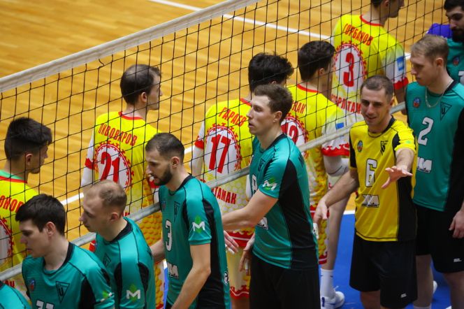 Видеотрансляция. 21 января. Стерлитамак. ДС «Стерлитамак-Арена». Чемпионат России. Мужчины. Высшая лига «А». 12-й тур. Повторный матч. «Тархан» (Стерлитамак) - «Университет» (Барнаул)