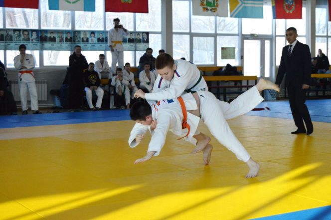 После первого тура в сибирском дивизионе лиги «Триумф Energy» лидирует красноярская СШОР по дзюдо 