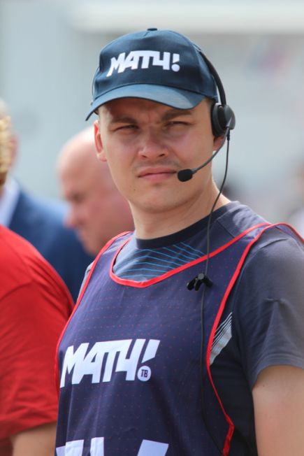 На барнаульском ипподроме прошли «Кубок губернатора Алтайского края» и фестиваль орловского рысака «Сибирь-2016» (фото).