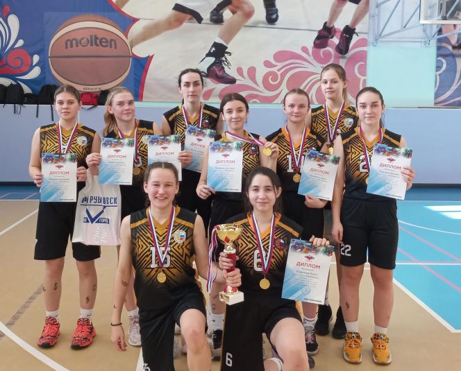 Первенство края среди юниорок. СШ Победа - 1 - первое место